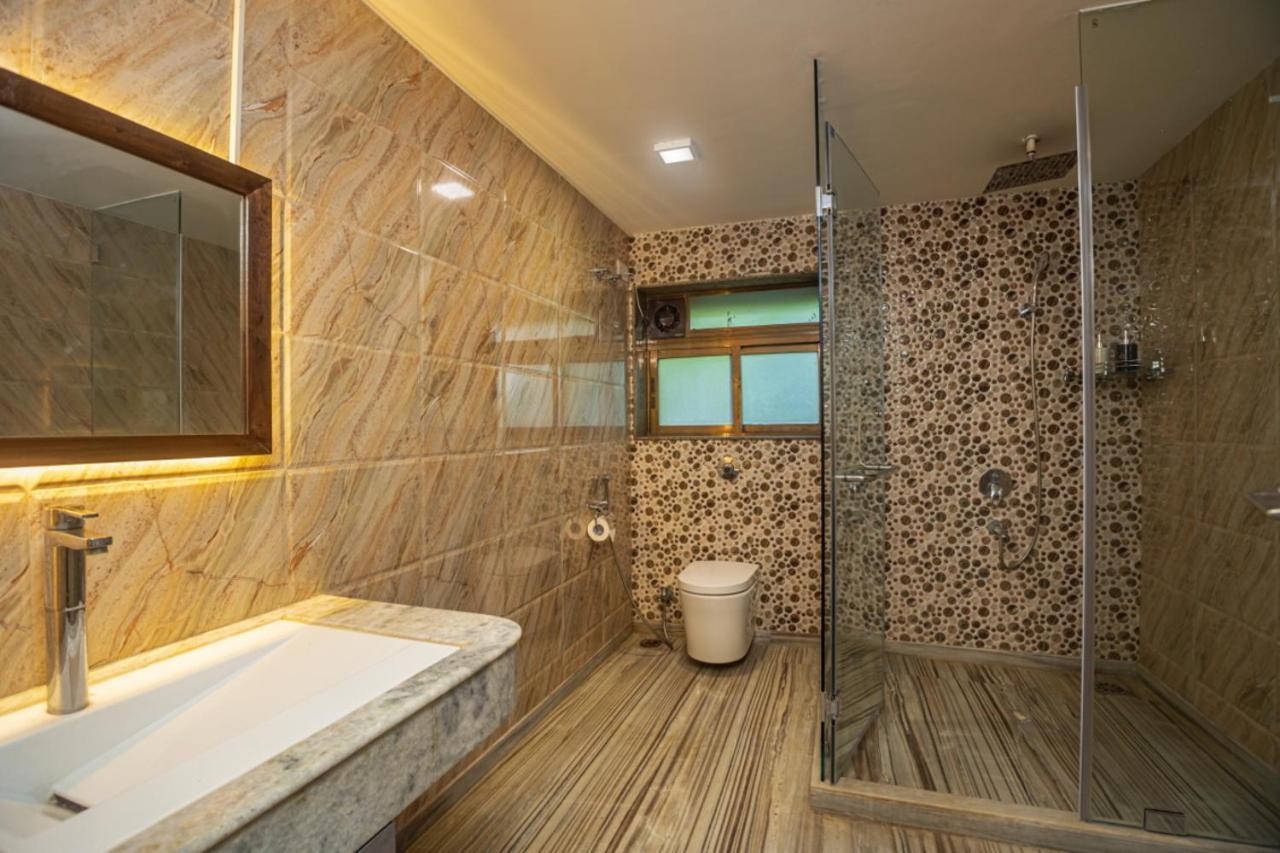 Saffronstays Aura, Alibaug - Luxury Pool Villa With A Game Room And Spacious Lawn Alībāg Exterior foto