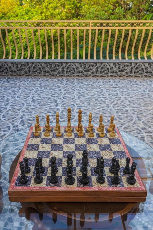 Saffronstays Aura, Alibaug - Luxury Pool Villa With A Game Room And Spacious Lawn Alībāg Exterior foto
